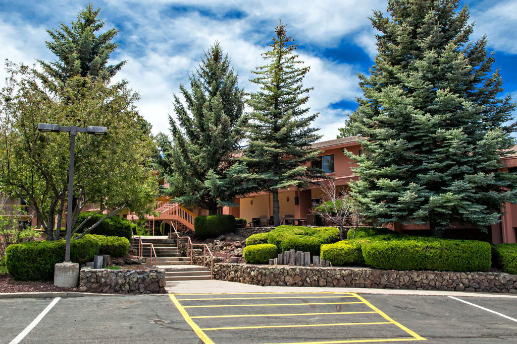 Mountain Ranch Resort At Beacon Hill Williams Eksteriør bilde